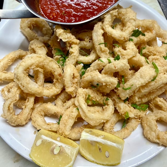 Calamari Fritti / Fried Calamari.